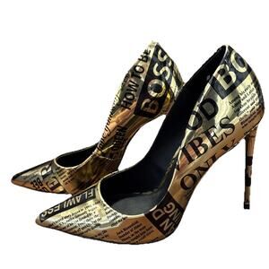 Steve Madden Gold Newspaper Print Pointed Toe Heels Size 6M Y2K Futuristic Art